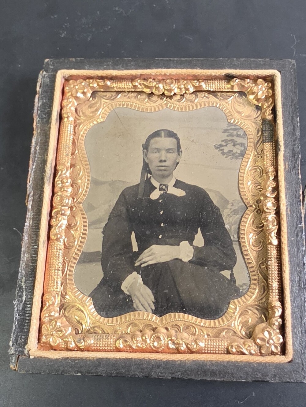 Antique Daguerreotype Tin Photo
